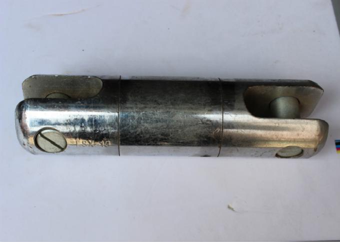 Connettore di cavo ad alta resistenza della parte girevole da 5 tonnellate per la trazione del cavo metallico 16mm