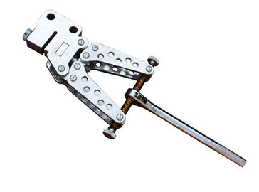 Perforazione di foro meccanica manuale della lega di alluminio per perforare