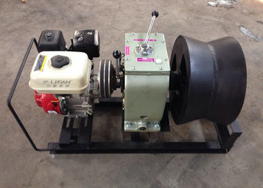 comprare Macchina dell'argano di posa di un cavo di potenza del motore della benzina da 3 tonnellate con il rullo del cavo di 400mm online manufacture