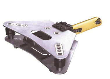 comprare macchina utensile di rame idraulica della sbarra collettrice 63MPa per il piegamento e Flating della sbarra collettrice online manufacture