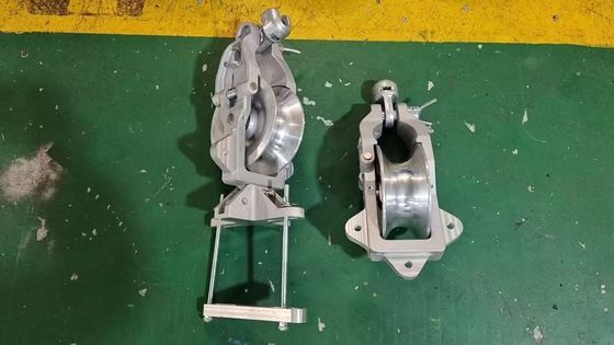 comprare Φ178×76 Blocco di stringa montato a braccio crociato con carico nominale di 10KN per la puleggia di installazione del cavo della linea di trasmissione online manufacture
