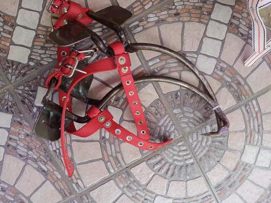 comprare Alpinista regolabile per pali di legno per lavori pesanti con picchi affilati per pali di 300 mm online manufacture