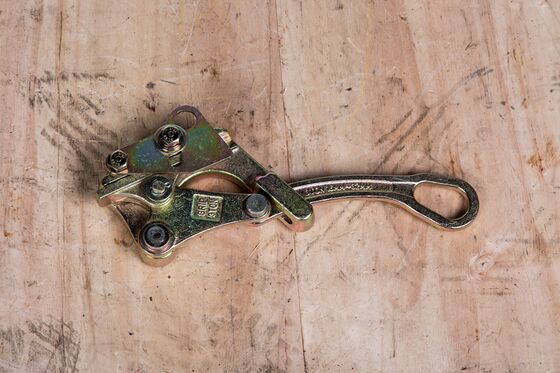 comprare 3T Cable Come Along Clamp for 16–32mm Power Lines with Durable Steel Construction online manufacture