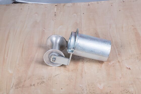 comprare Robusto cavo di acciaio per l'ingresso del rulliere a campana con garanzia di 1 anno e peso di 4,3 kg per l'alimentazione facile del filo online manufacture