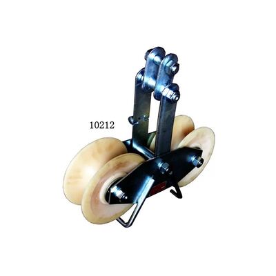 comprare Double Sheave Stringing Block with 25 KN Rated Load and MC Nylon or Aluminum Sheaves for Smooth Ball-Bearing Operation online manufacture