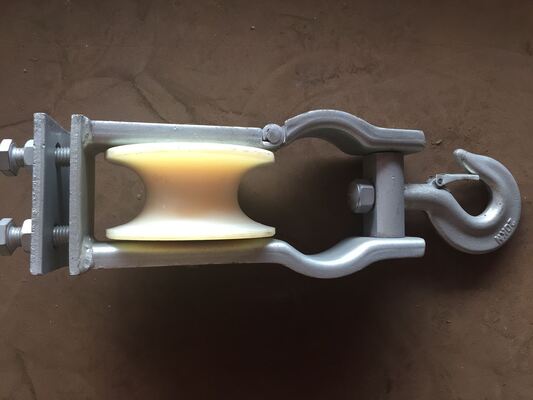 comprare Puleggia universale per posa conduttori su traversa con design a gancio e ruota da 120x58mm per posa conduttori su linee di trasmissione online manufacture