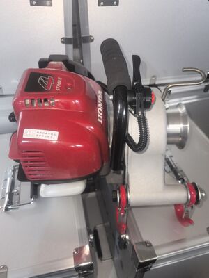 comprare Alimentatore Portatile per Cavi con Capacità di 700kg e Motore a Benzina Honda GX50 per Posa Efficiente di Cavi online manufacture