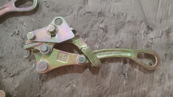 comprare 3 tonnellate Conductor Come Along Clamp per cavo 16 32 mm online manufacture