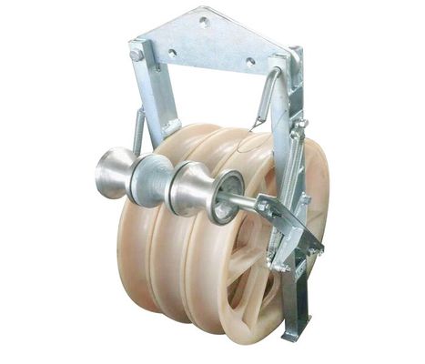 comprare La linea di trasmissione foggia il conduttore Stringing Block Pulley con la messa a terra delle ruote a massa online manufacture