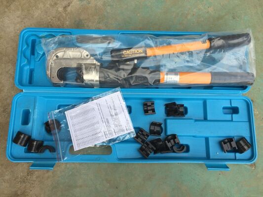 Pinzatrice idraulica per cavi da 12 tonnellate con testa girevole a 180° e matrici a cambio rapido per funzionamento con pompa manuale